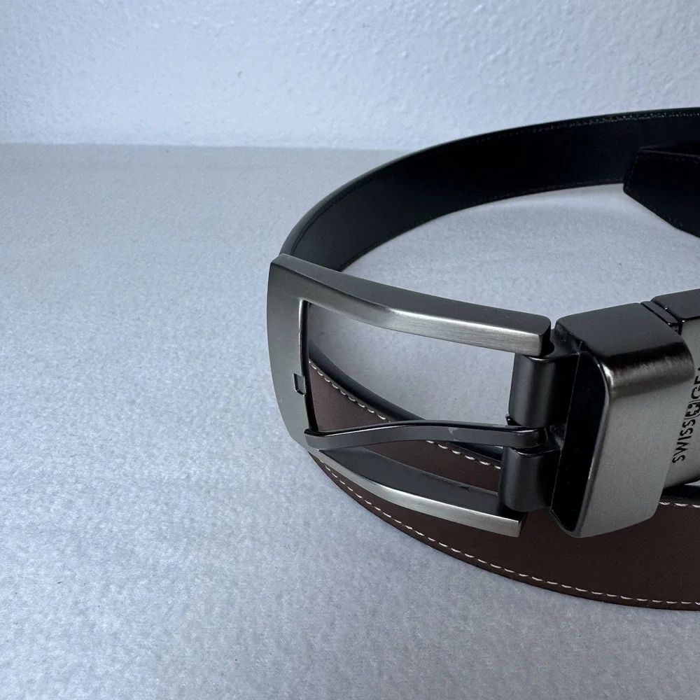 Swiss Gear Men's Medium 32-36 Black Brown Reversible Belt Bonded Leather